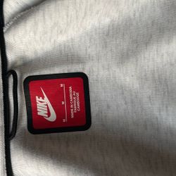 Nike Tech Hoodie Size m