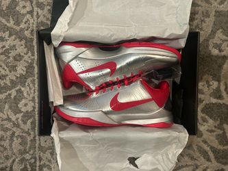 Kobe 5 Protro Caitlin Clark Rookie of The Year