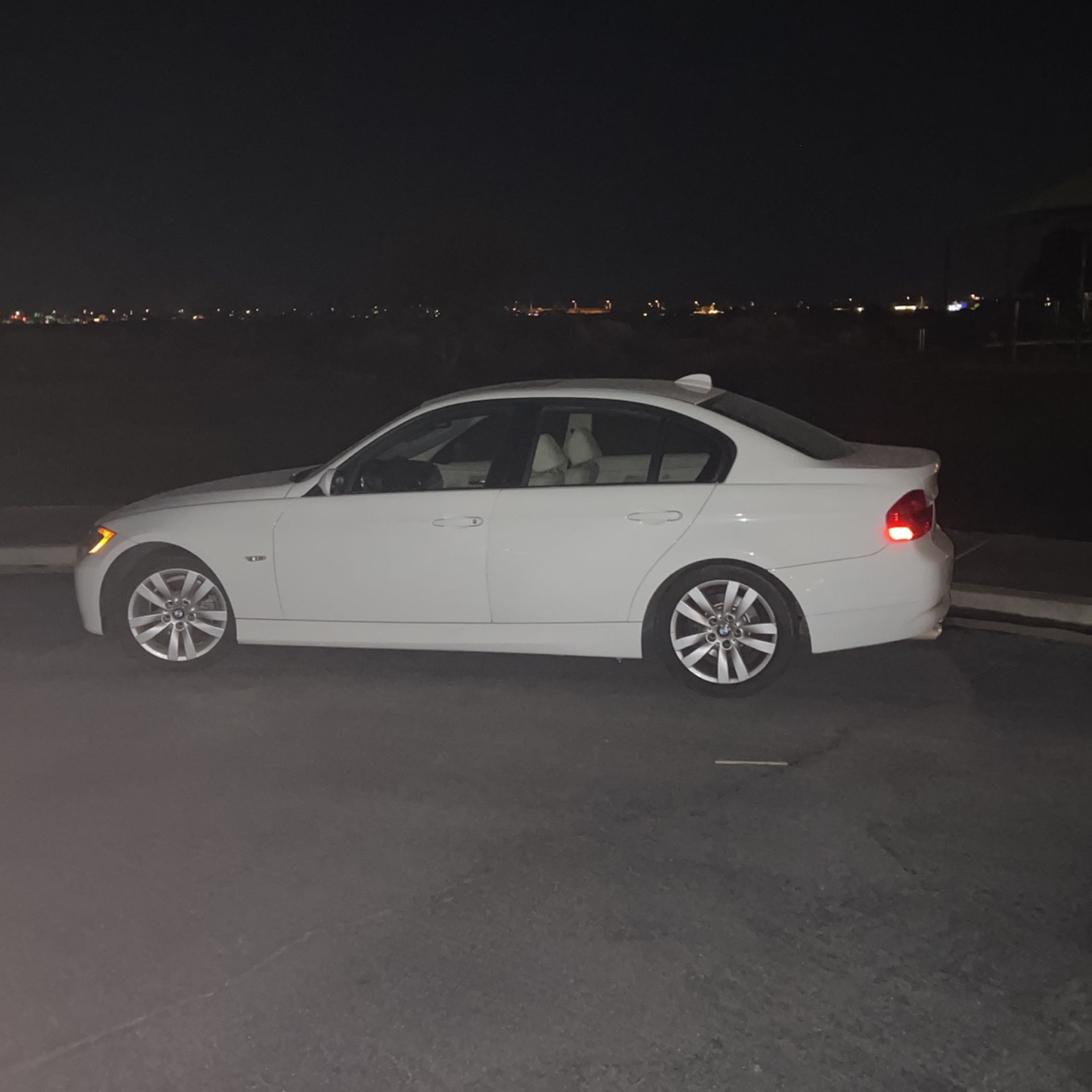 2006 BMW 325i
