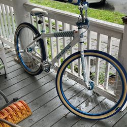 Blue and White SE bike