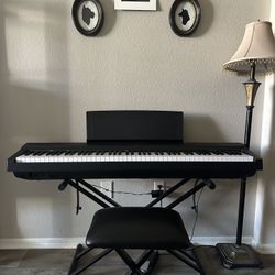 Yamaha P-125