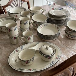 Poppy’s On Blue By Lennox