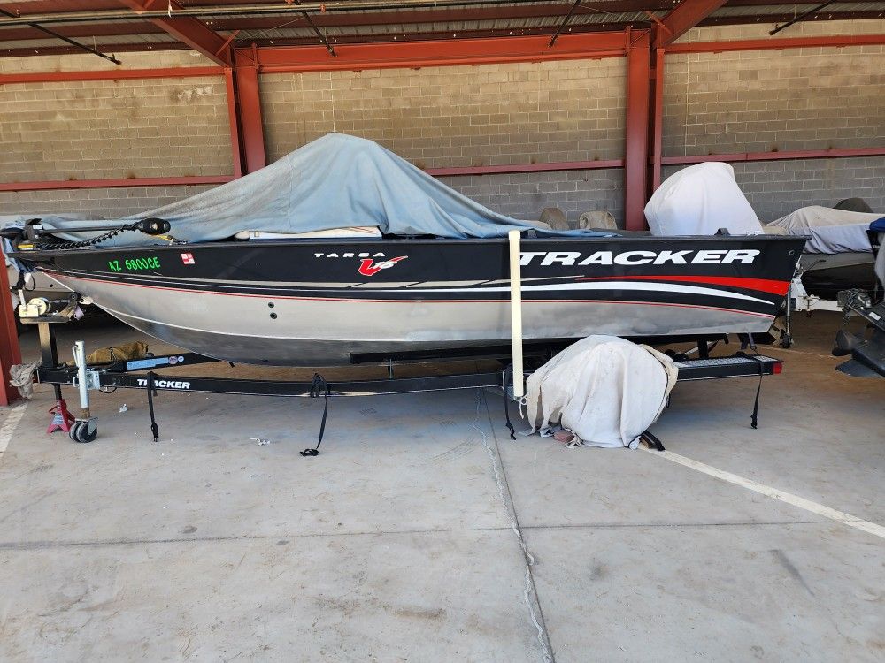2013 Tracker Targa V18