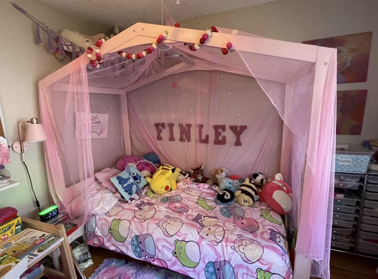 House Pink Twin Bedframe, ADORABLE!