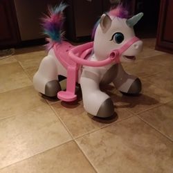 Interactive Rideamals Unicorn Ride-On Toy by Kid Trax, 6-Volt, Toddler Powered