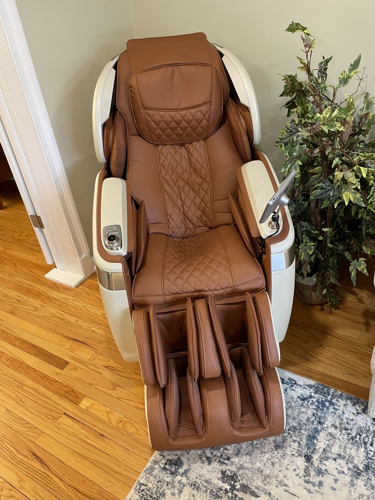 Cozzia_ Qi SE - Luxury Massage Chair