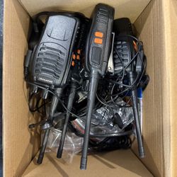 Set A Four Transistor Radios (Walkie-Talkie ) With Chargers