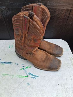 Size 10 de honbre marca ariat
