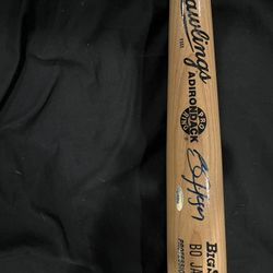 Signed Bo Jackson bat (Rawlings Bigstick)