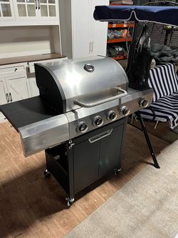Barbecue grill 4 burner