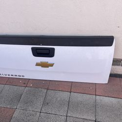 Silverado 2500 Tail Gate