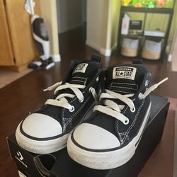 Converse Size 9