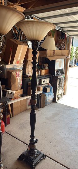 Floor lamps