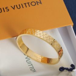Authentic gold bracelet