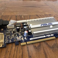 ASUS NVIDIA GeForce 8400 GS EN8400GS SILENT P 512M A