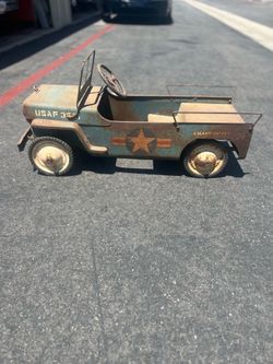 Vintage 1950's USAF Willys Jeep Pedal Car