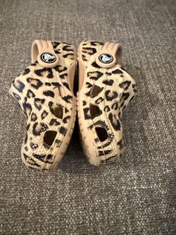 CROCS Kids Leopard Print Clog Sandals - Tan & Black