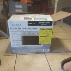 Midea Room Air Conditioner 