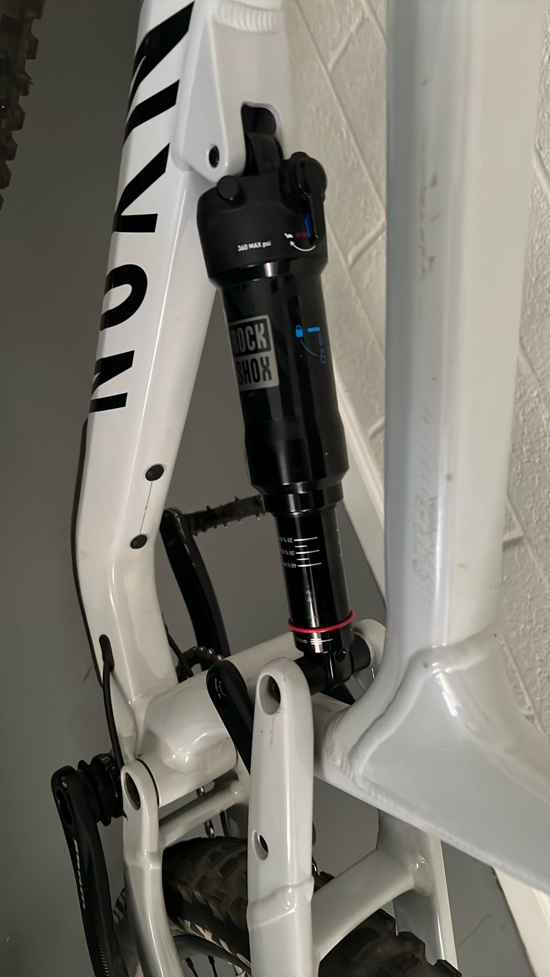 Rockshox Deluxe Select+ 