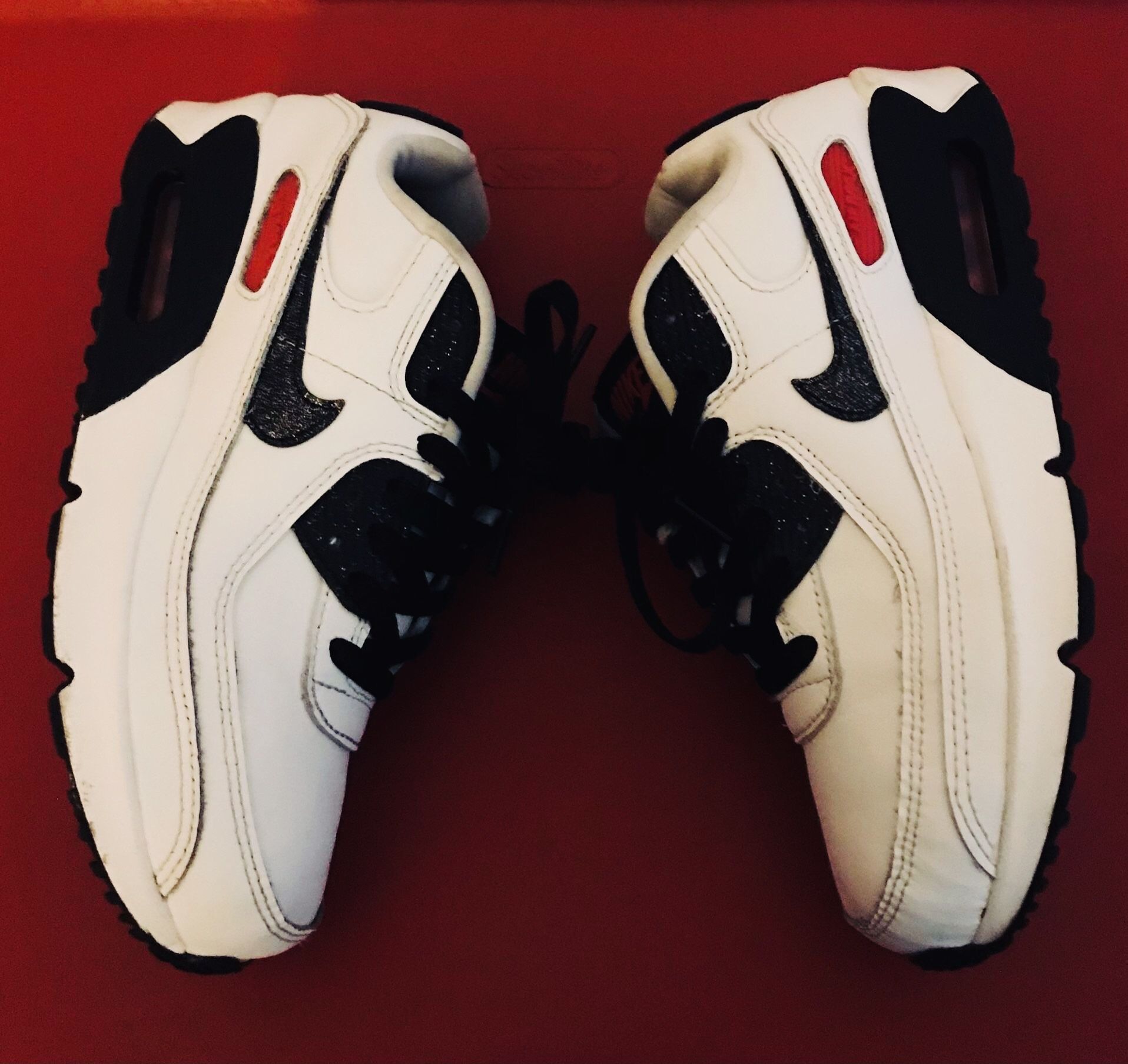 Nike Air Max 90 LTR SE White/Very Berry/Black SZ 5Y
