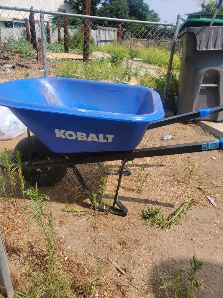 Kobalt Wheel Barrow