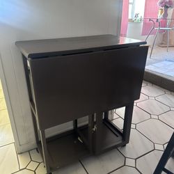 Folding Table / kitchen Table 