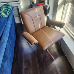 Free! 2 cute chairs