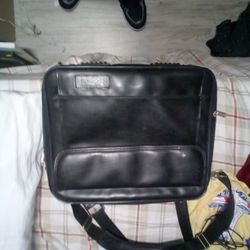 Air Targus Black Leather Laptop Bag 