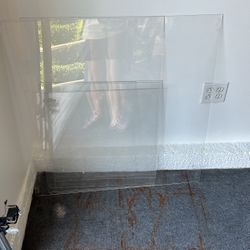 Acrylic Plexi Glass Free