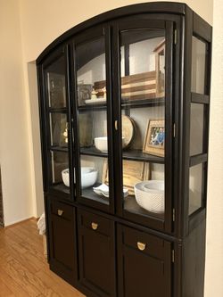 Pottery Barn like Arched Solid Wood Display Cabinet with lighting 