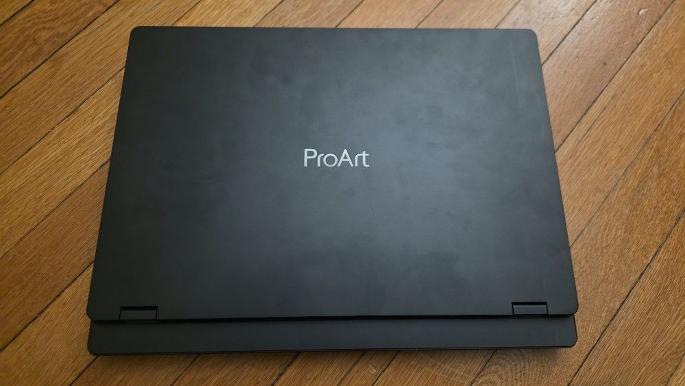 ProArt Laptop, 8tb, 64ram, 4070Nvidia, 4k Monitor