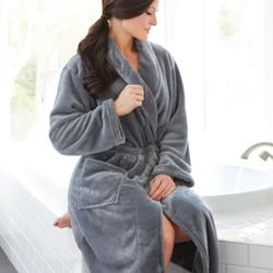 Grey Kanata Plush Lounge Robe S/M $25