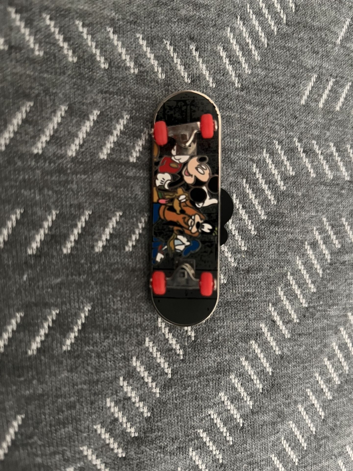 Disney Skateboard Pin