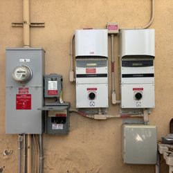 Two Sun power Inverter 3 Kw Each