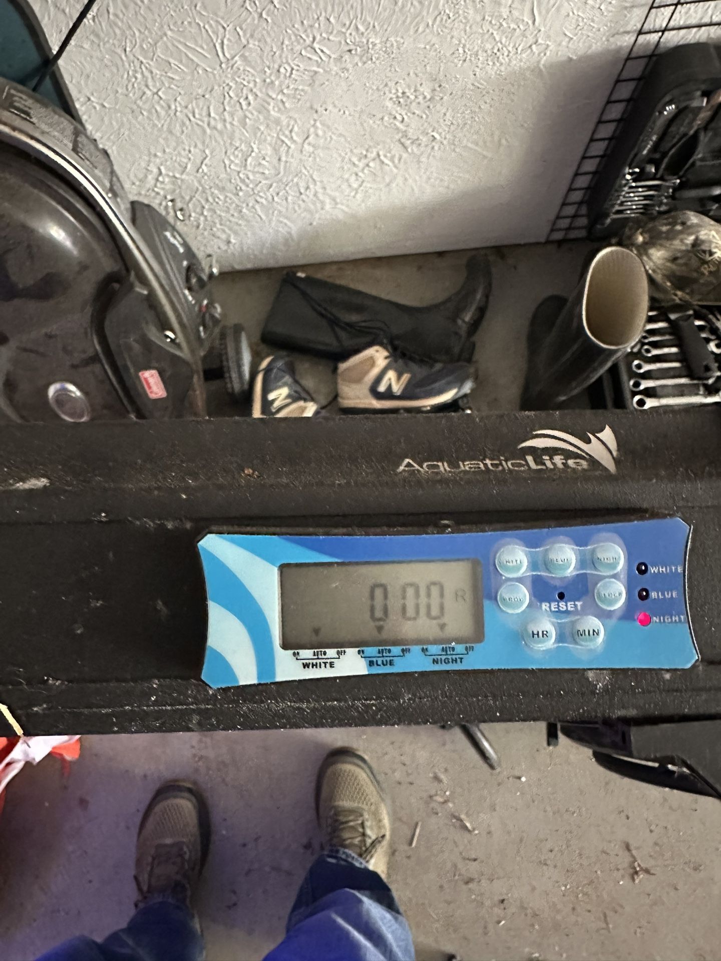 48” AquaticLife T5 HO 6 Lamp W/ lunar LEDs. Aquarium Light.