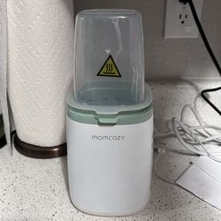Momcozy bottle warmer