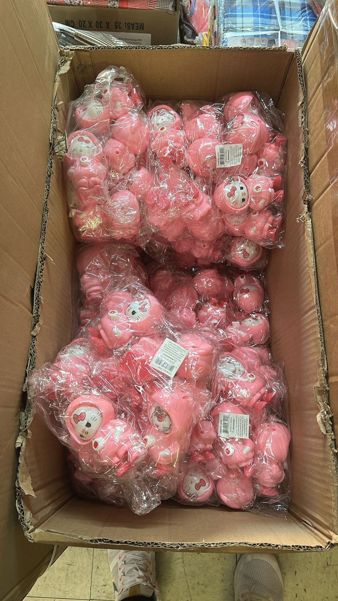 12pcs Hello Kitty Key Rings