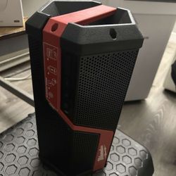 Milwaukee Speaker