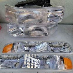 99-02 Silverado 00-06 Suburban Tahoe Headlights Luces Calaveras Micas Faros Focos Faroles