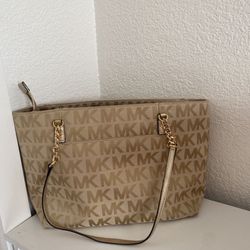 BOLSA MICHAEL K 