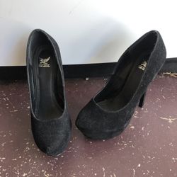 Black Stiletto Heels