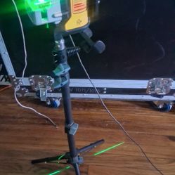 Dewalt Lazer With Tripod 