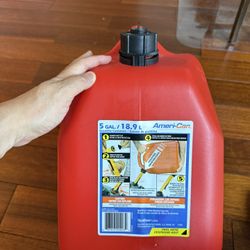 Gasoline Tank 5 Gal