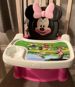 Disney Minnie Mouse Booster Seat $30 Perfect condition