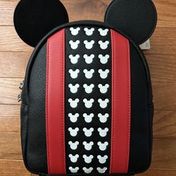 Loungefly Minnie Mouse Convertible Backpack/Crossbody NWT
