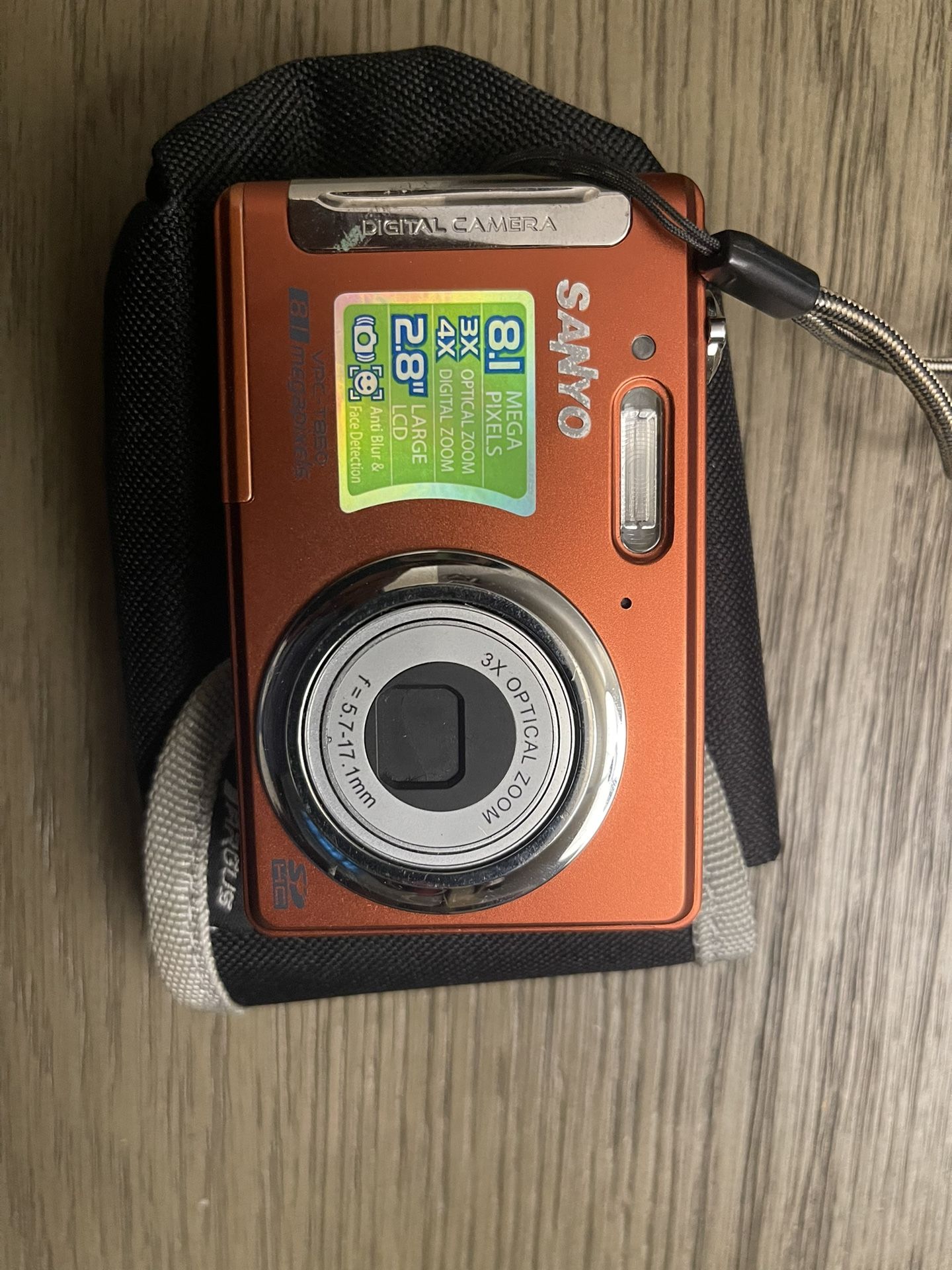 Digital Camera