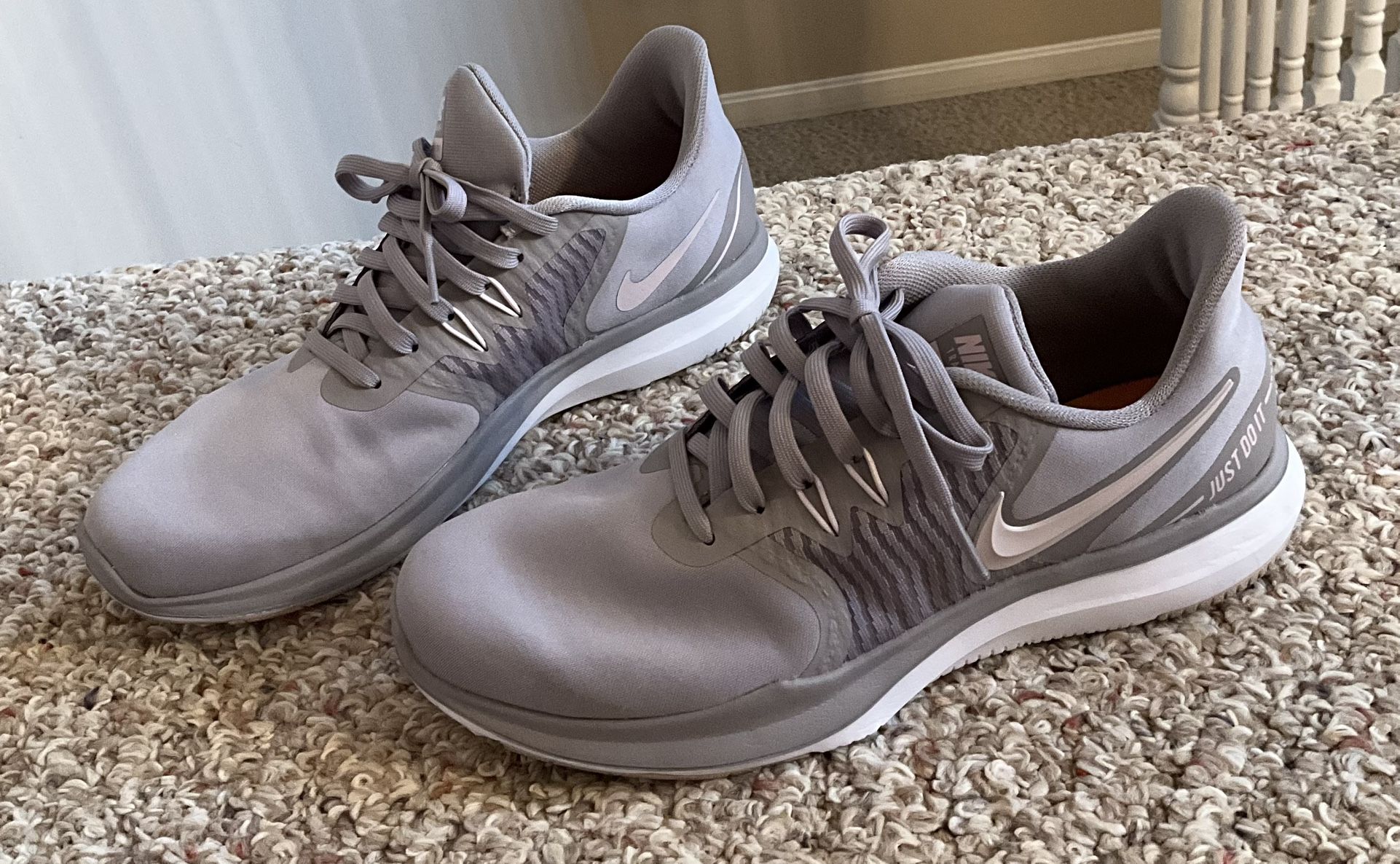 Women’s Size 7 1/2 Nike Sneaker