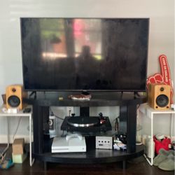 TV + TV Stand 