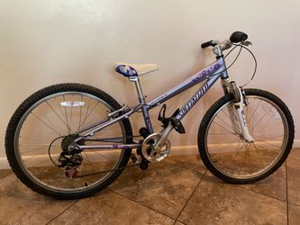 Specialized Kids 24” Hotrock Bicycle Bike