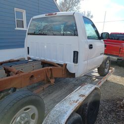 Parting Out 1999////////    2001 Chevy 3/4 Ton Truck